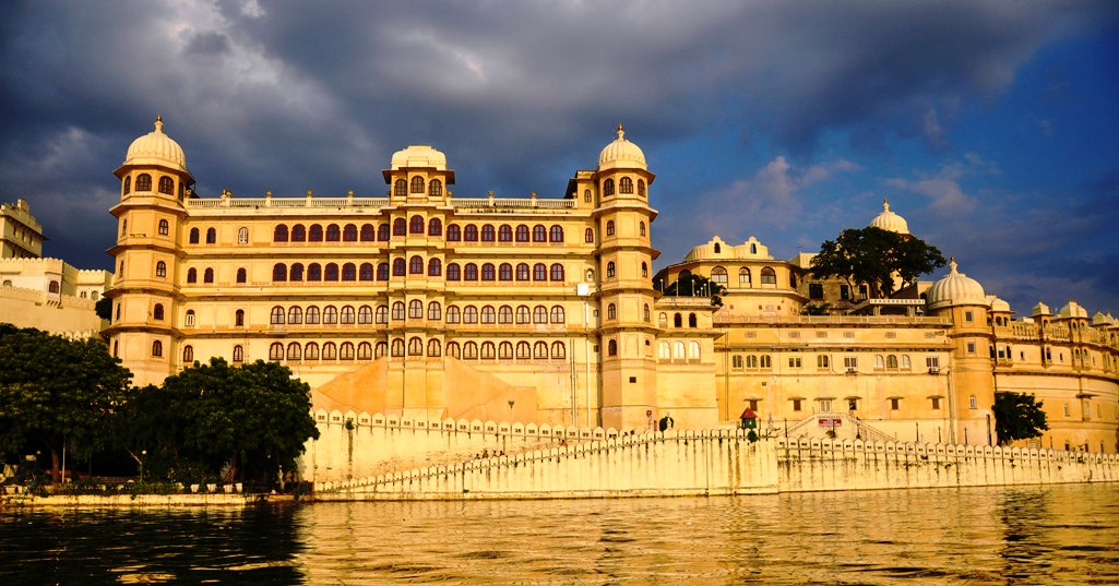 Breathtaking Floating Lake Palace of Udaipur- Charismatic Planet