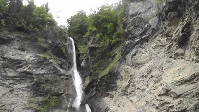 Reichenbach Falls A Scenic Tourist Attraction in Europe ...