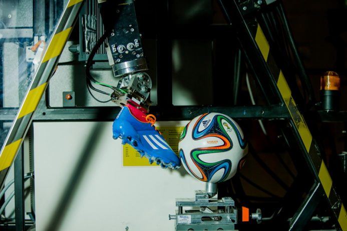 Adidas Brazuca Unveiled as 2014 World Cup Official Match Ball 7_resize