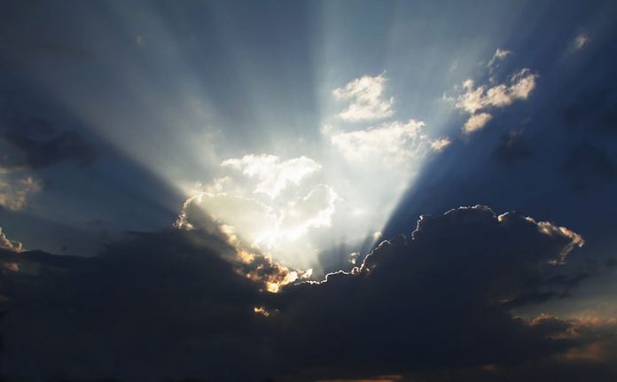 Behind the cloud style crepuscular rays