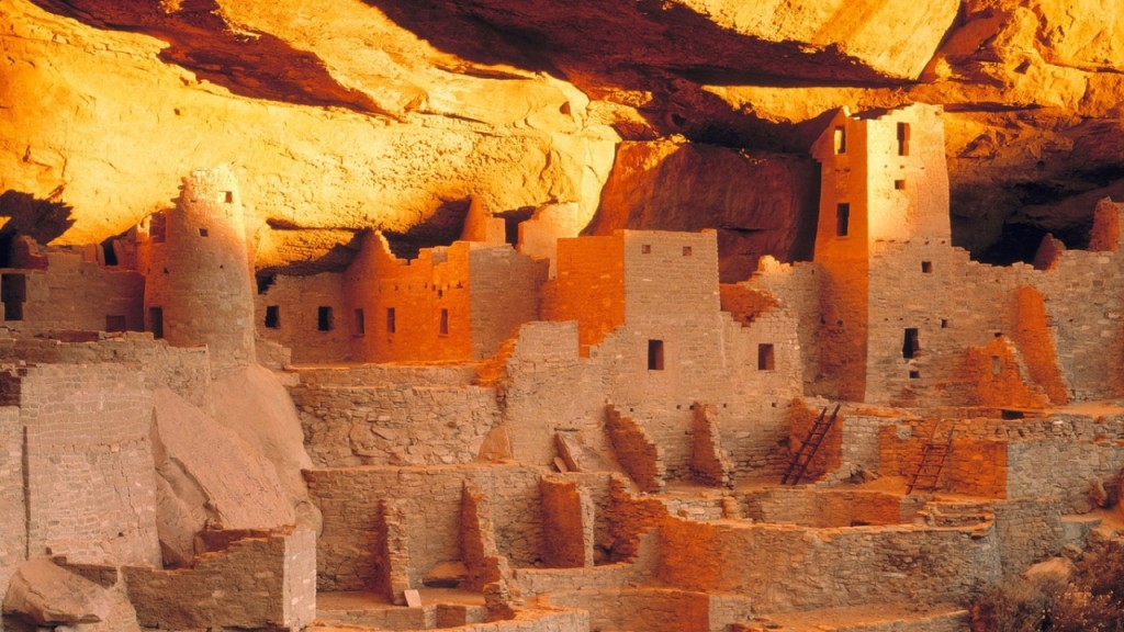 The structure of Cliff Palace is built by Ancient Pueblo Peoples located in Mesa Verde National Park.