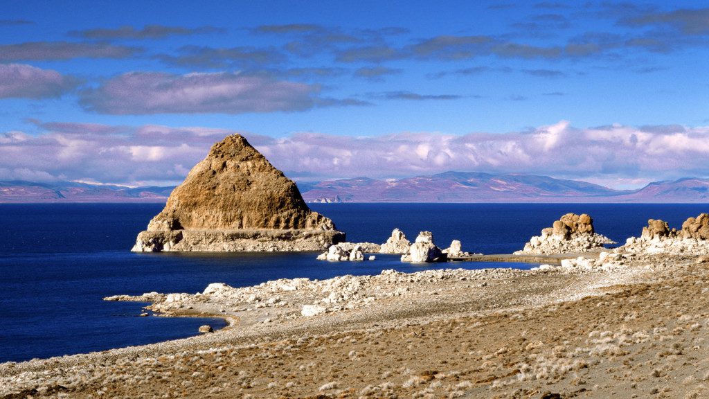Most of Pyramid Lake's beaches are accessible only by boat because of the steep shoreline.