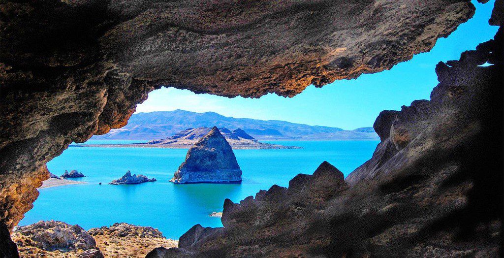The Pyramid lake scenery is remarkable, surrounded by rare rock formations