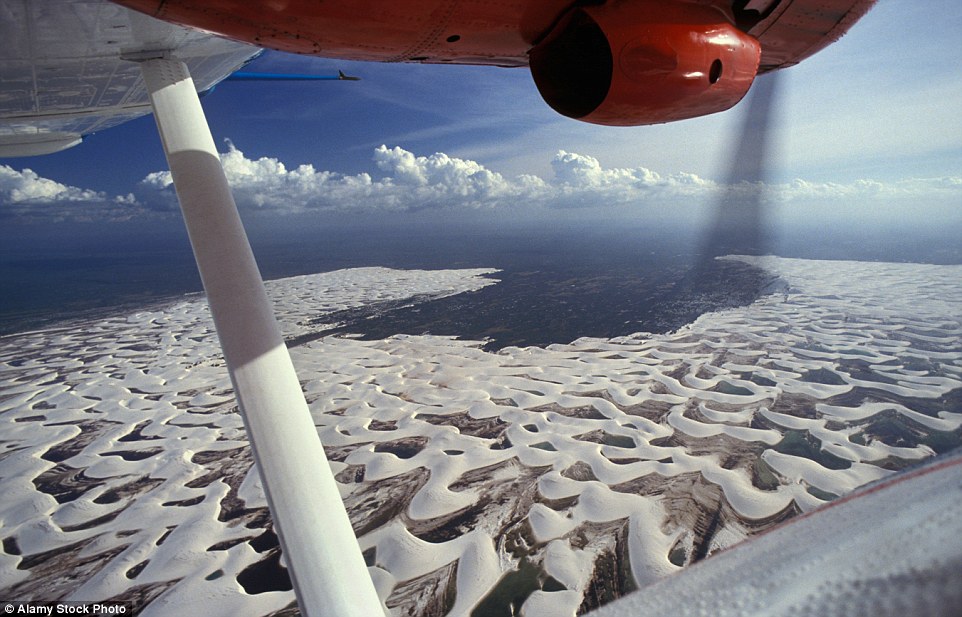 Its easy to see how the park got it's name, Lençóis Maranhenses, in Portuguese translates as the 'bedsheets of Maranhão'