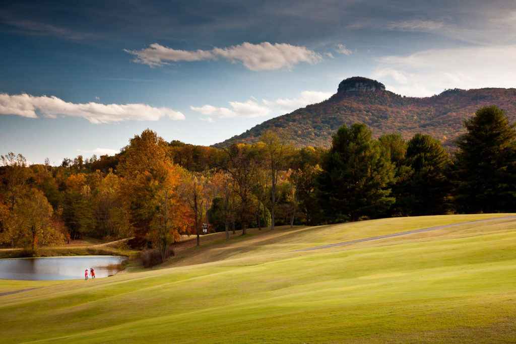 From a distance, the ridge slope and Little Pinnacle and round knob to Big Pinnalce gives distinctive Mountain View.
