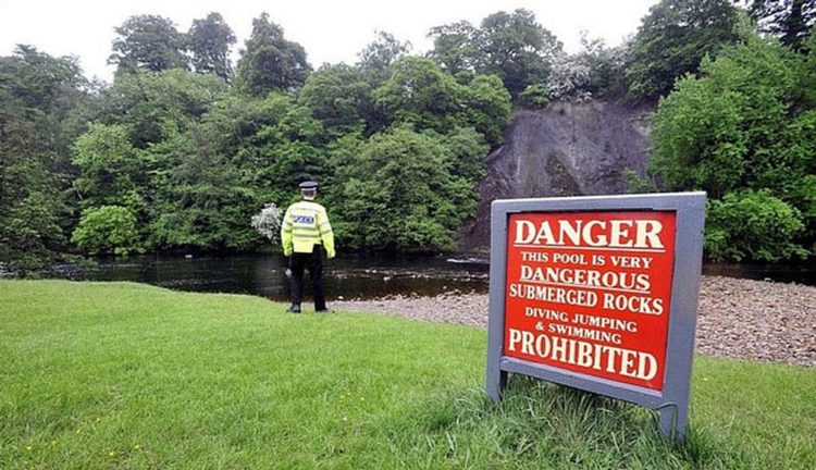 A Security Guard is appointed to stay away people from Bolton Strid