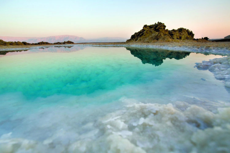 A distinctive benefit of this place lies in healing mineral mud, has a wound-healing effect, strengthens hair roots, and eliminates dandruff and seborrhea.