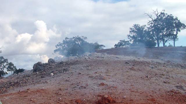 Resulta ng larawan para sa Mount Wingen or Burning Mountain, New South Wales, Australia