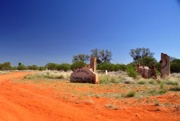 Separated by only a few kilometers of sand dunes, each has different water conditions.