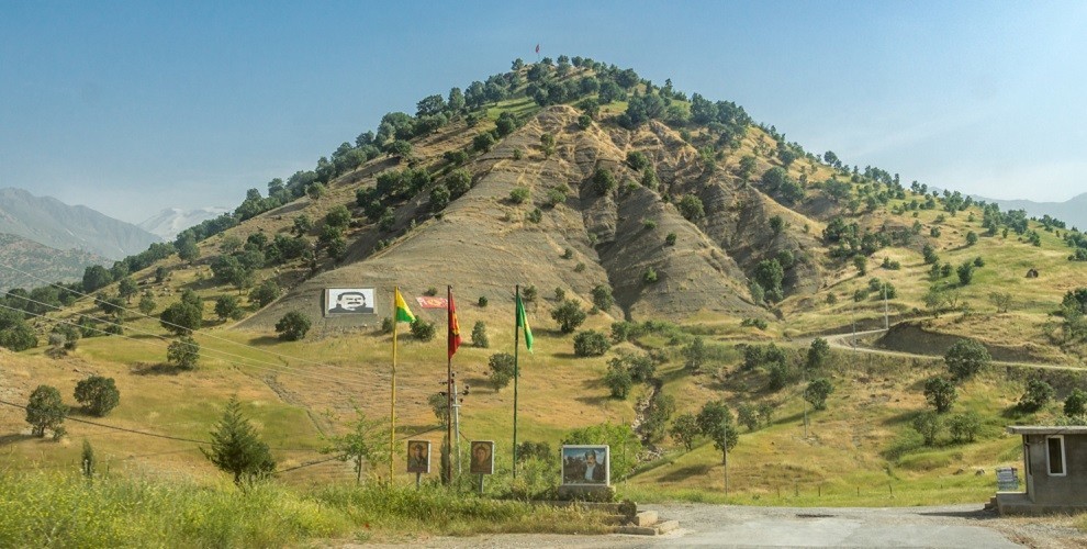 This part of the mountainous area belongs to the Zagros mountain range.