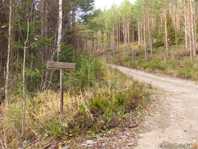 Then make a list of things to do in Finland and list down on the top of Kummakivi strange rock.